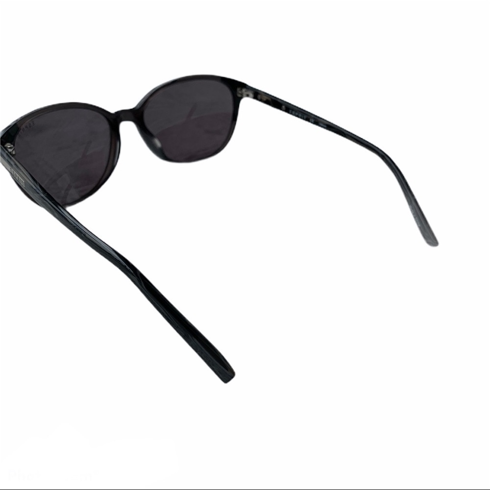 NWOT Esprit • Marbled Black & Gray Sunglasses - Picture 6 of 13